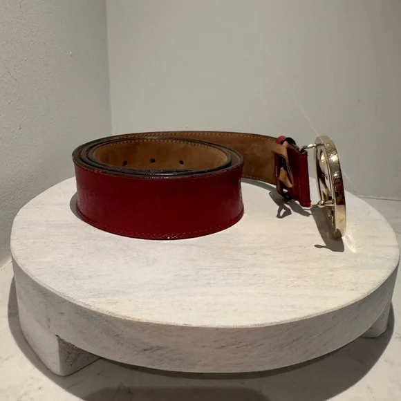 Red Authentic Gucci Belt with Double G Emblem - Picture 12 of 14